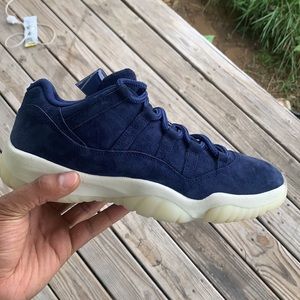 Jordan 11 retro lows